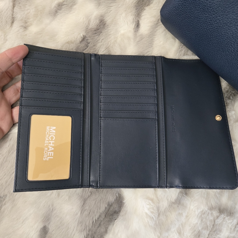 Navy Michael Kors Teagen Chain Shoulder Bag & Wallet Set - Picture 11 of 16